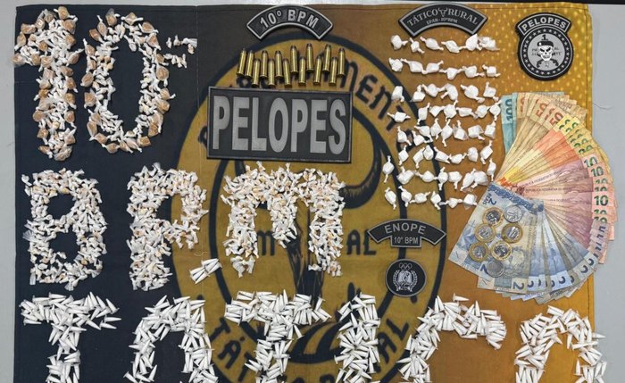 Guarnições do 10º BPM localizaram ponto que armazenava 1.449 porções de substâncias entorpecentes