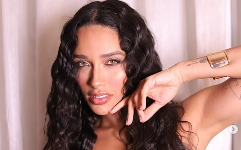 Eva fala sobre aproximação entre Renata e Maike: 'Eles têm que resolver'