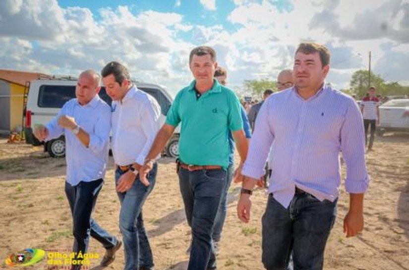 Prefeito Carlos André Nen participa da Entrega de Tecnologias Sociais