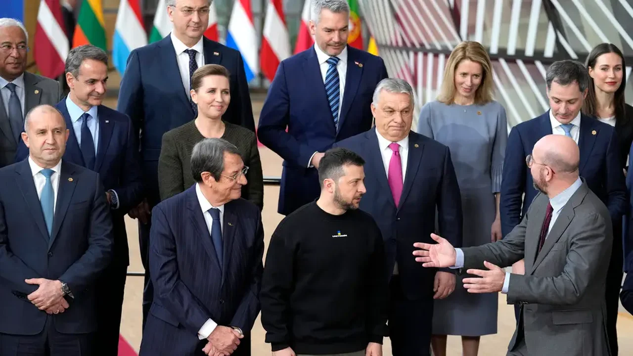 União Europeia inicia negociações para adesão de Ucrânia e Moldávia