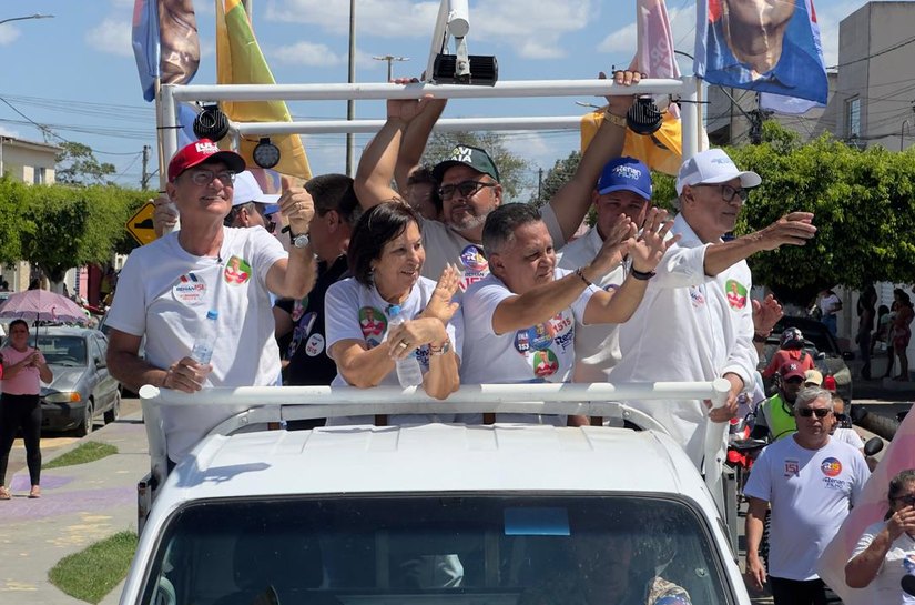 Sertanejos reconhecem trabalho de Renan Calheiros e lotam caravana