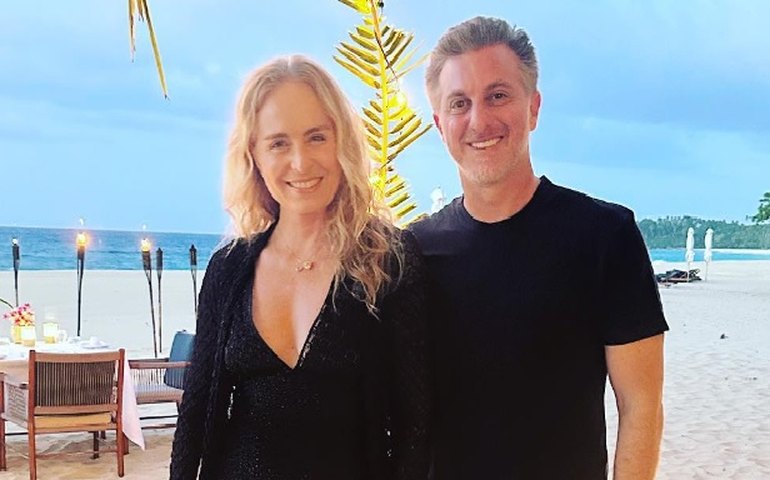 Angélica fala de brigas com Luciano Huck e revela planos de nova festa de casamento: 'Comemorar 20 anos'