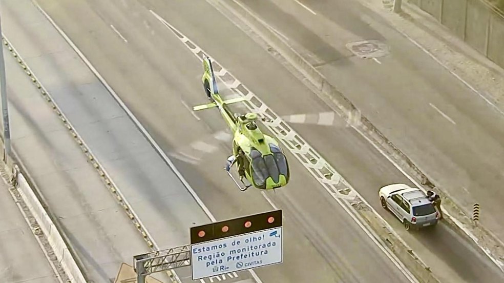 Avenida Brasil é parcialmente interditada para resgate aéreo de órgãos destinados a transplante no Rio