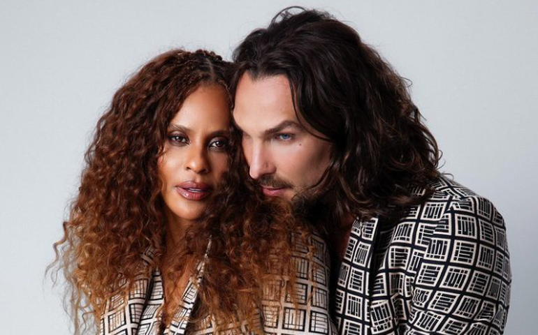 Aline Wirley e Igor Rickli mostram filhos e celebram fim de processo de adoção