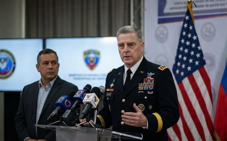General dos EUA agradece à Venezuela por apoio em operação contra líder do Tren de Aragua