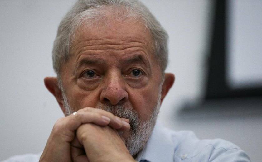 Para conter onda de apoio a Boulos, PT quer antecipar Lula na campanha de SP