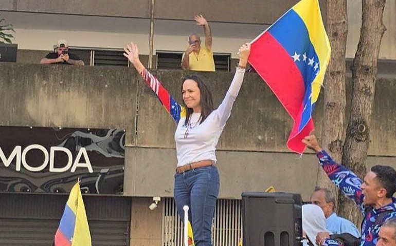 Líder da oposição, Corina Machado é detida após protesto contra Maduro