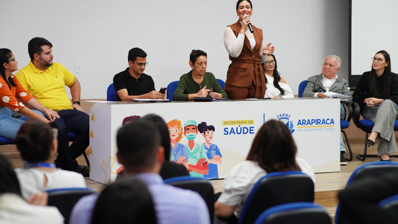 Sesau reúne gestores de 46 municípios para debater políticas públicas para o SUS