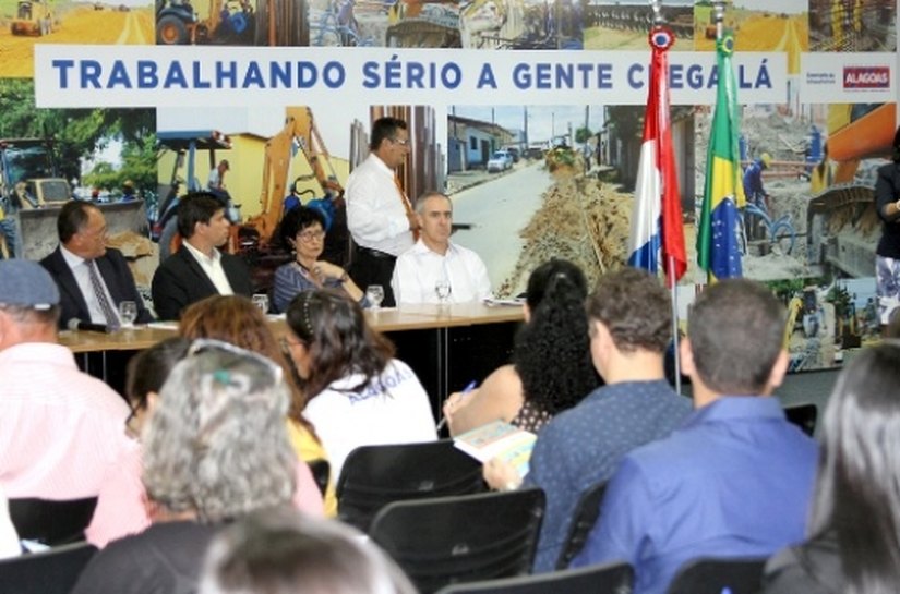 Seminário em alusão à 6ª Conferência Estadual das Cidades é realizado