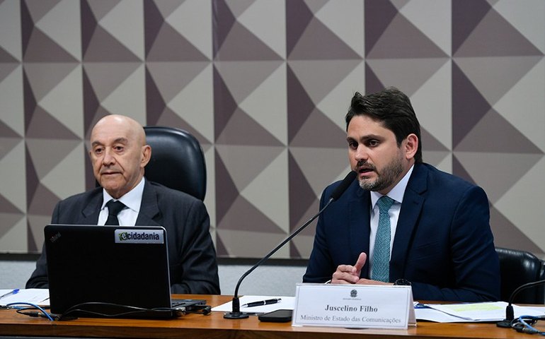 Brasil expande rede 5G, mas ainda tem 20% sem internet, diz ministro