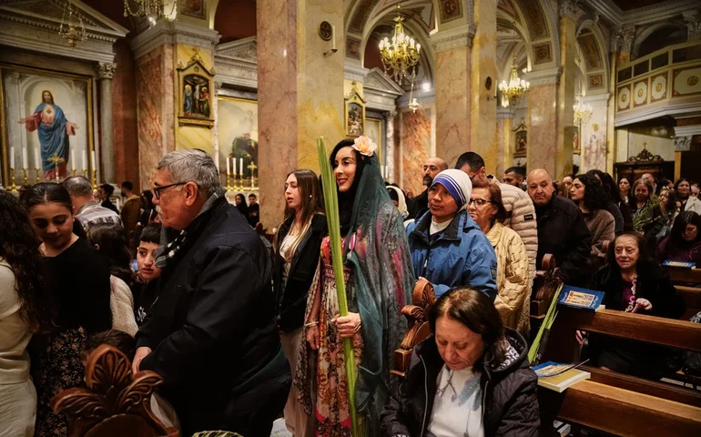 Polícia israelense impede líderes católicos de celebrarem a missa do Domingo de Ramos em uma igreja de Jerusalém