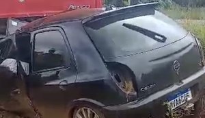 Colisão entre carro de passeio e caminhão deixa vítimas na Rota do Sertão / Foto: Foto: Redes Sociais/ Reprodução