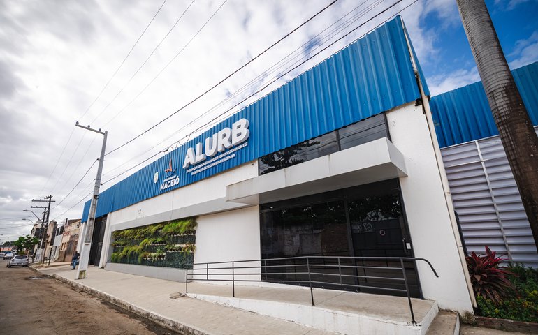 Projeto 'Praça Mais Cuidada' de capacitação profissional recebe mais de 300 inscrições