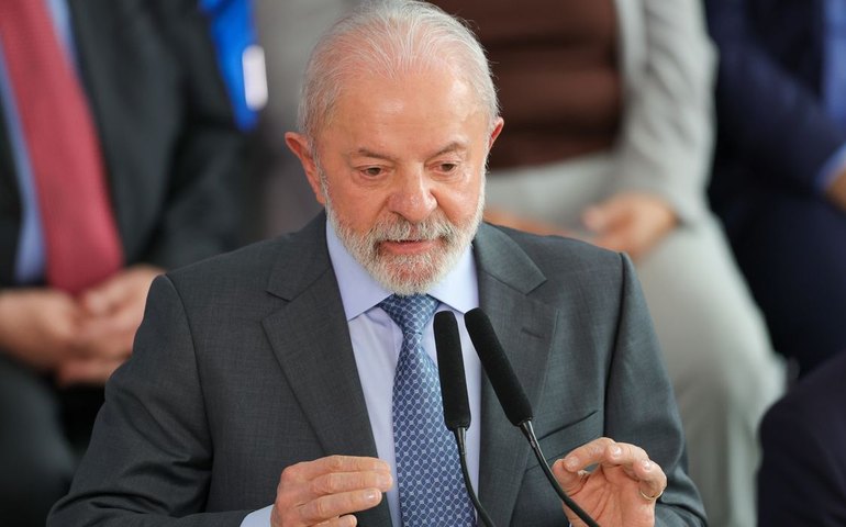 Lula diz que indicação de Messias não deve ser problema político