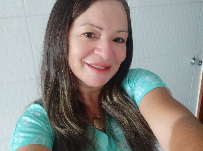 Agente de saúde, Maria Josina lança pré-candidatura a vereadora por Penedo