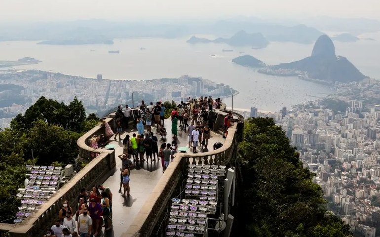 O que é ser carioca na visão de 19 personalidades, de Arminio Fraga a Rebeca Andrade e Renato Sorriso