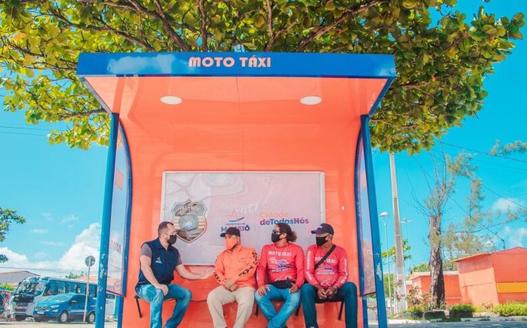 SMTT contabiliza 856 mototaxistas regulamentados na capital