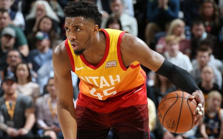 Com grande atuação de Mitchell, Jazz bate Clippers e abre 2 a 0; Bucks vencem 1ª