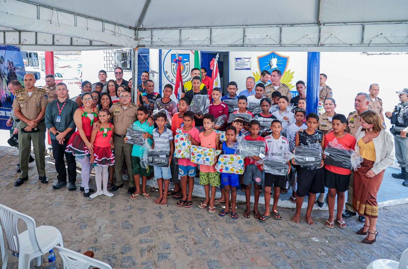 Polícia Militar reinaugura sede da Base Comunitária do Conjunto Carminha, no Benedito Bentes