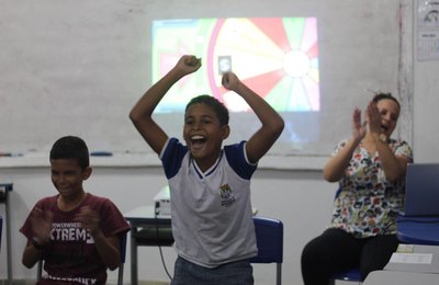 Projeto Soletrar auxilia estudantes no processo de alfabetização