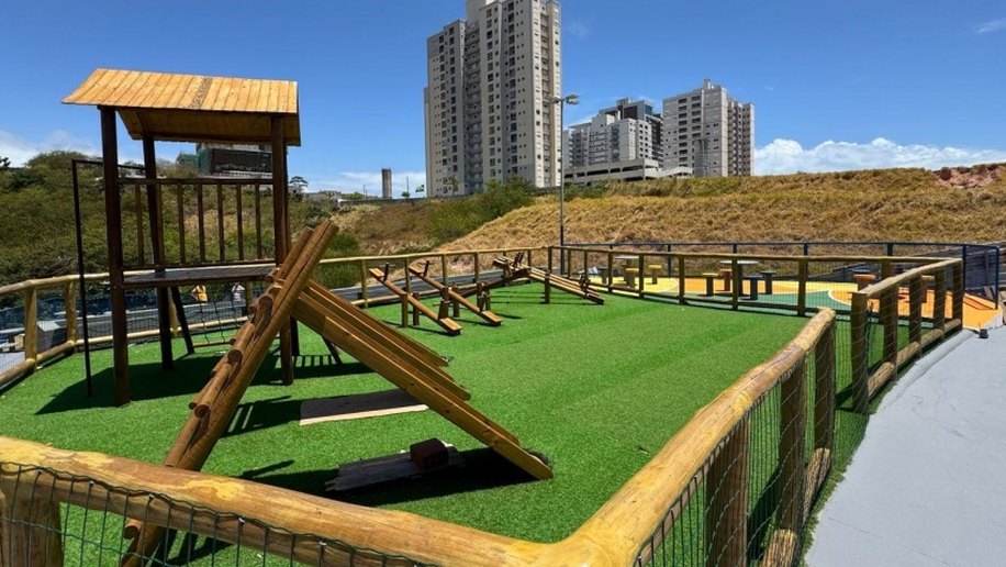 Brota na Grota avança com obras que garantem mobilidade aos moradores da Grota do Arroz