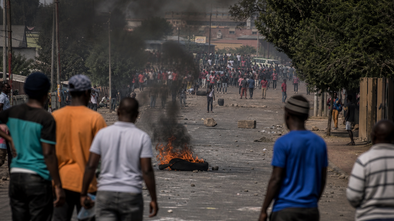Crise migratória na África do Sul: protestos renovam onda de xenofobia