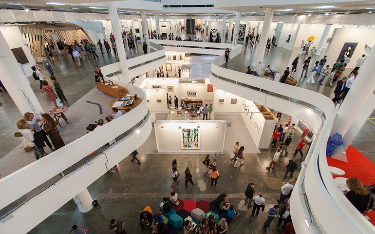 SP-ARTE: Porter usa minúsculos seres como metáfora