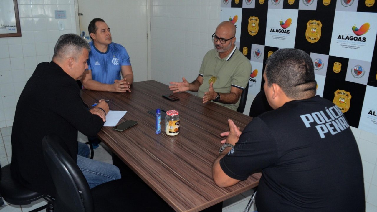 Seris inicia instalação de parlatório virtual no sistema prisional alagoano