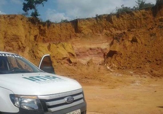 Fiscalização do IMA flagra carvoaria alimentada por madeira da caatinga