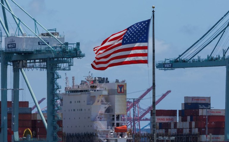 Tarifas dos EUA podem afetar economia e empregos no Brasil