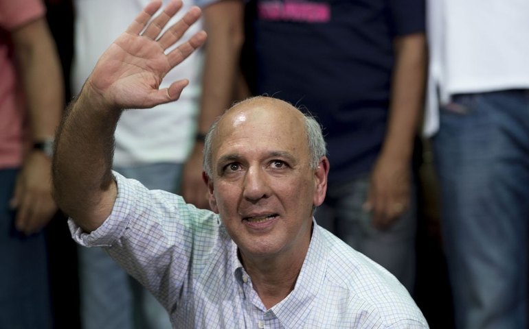 STJ restabelece condenação de ex-governador do DF por improbidade