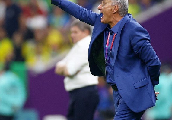 Tite modifica equipe e abre espaço para disputa por posições