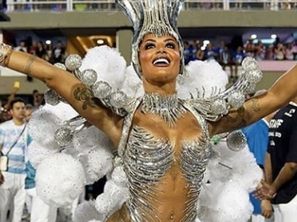 Aline Riscado - GRES Unidos de Vila Isabel