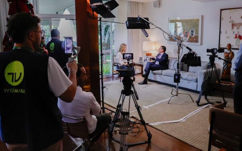 Hugo Motta faz balanço positivo de 2025 e aponta desafios para o ano eleitoral