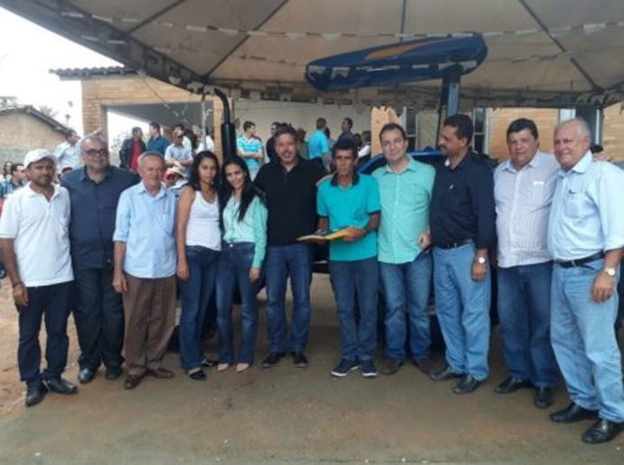 ONG de Igaci conquista trator para uso na agricultura familiar