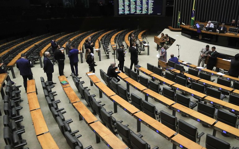 Câmara aprova PL Antifacção de Derrite sob protestos do governo