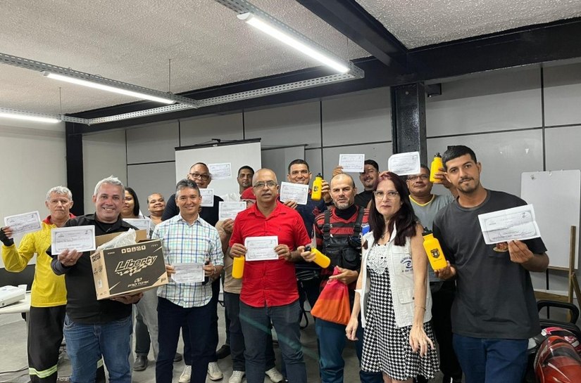 Vigilância Municipal capacita motoetregadores sobre boas práticas sanitárias