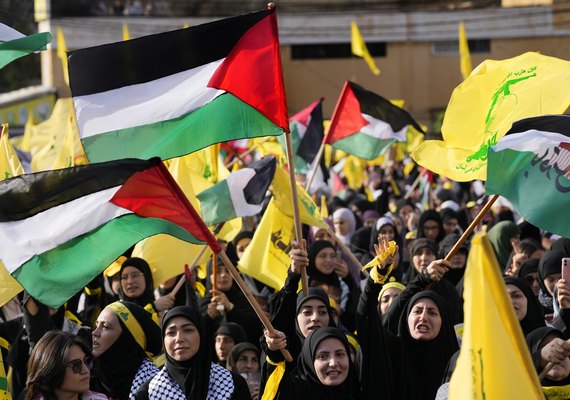 Hezbollah ataca Israel em 'resposta inicial' a assassinato de líder do Hamas