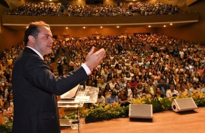 Governo lança programa de avanço da qualidade do ensino em Alagoas
