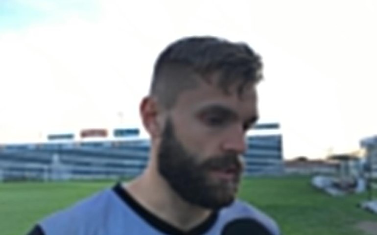 Goleiro Matheus Gutz conversa com diretoria e pede desligamento do ASA