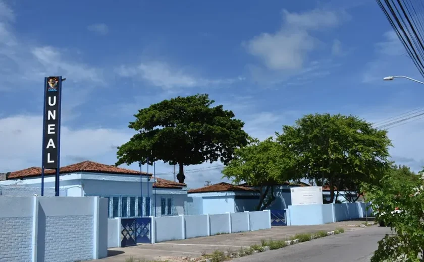 Uneal divulga edital de abertura do SiSu para 40 vagas no curso de física em Maceió