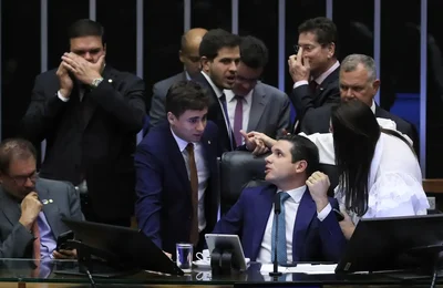 PEC da Blindagem se estenderá a deputados estaduais e distritais
