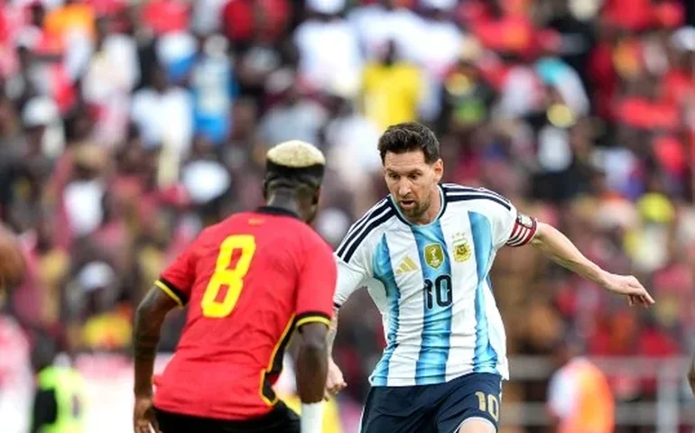 Confronto com a polícia e tumultos deixam 70 feridos em Angola na tentativa de ver Messi