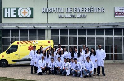 Alunos de Medicina da Ufal criam manual sobre vacinação em crianças e adolescentes
