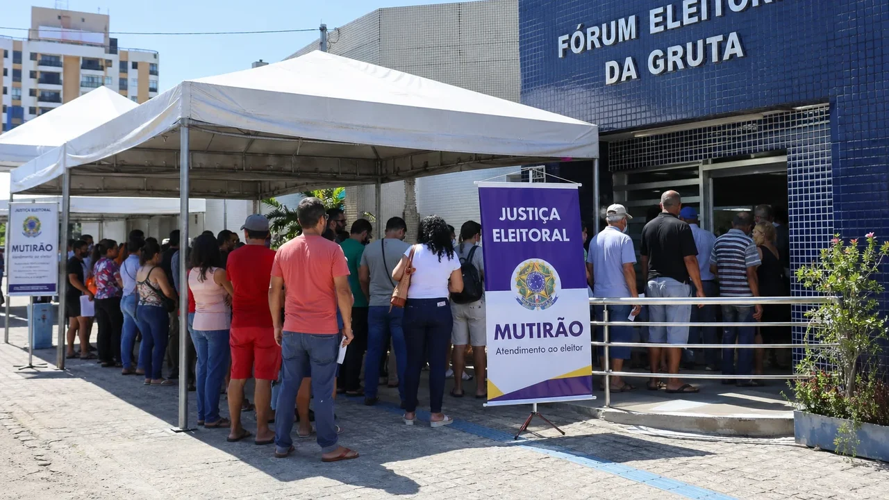 TRE atende mais de 1200 pessoas no mutirão do fim de semana