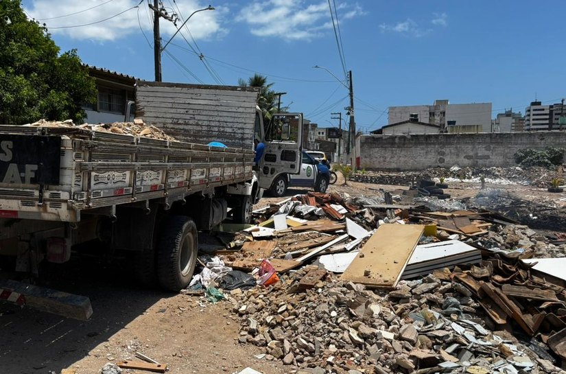 Empresa é autuada por descarte irregular de lixo em Maceió
