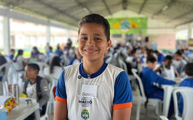 Semed reúne 350 estudantes em preparatório para a Avaliação da Educação Básica