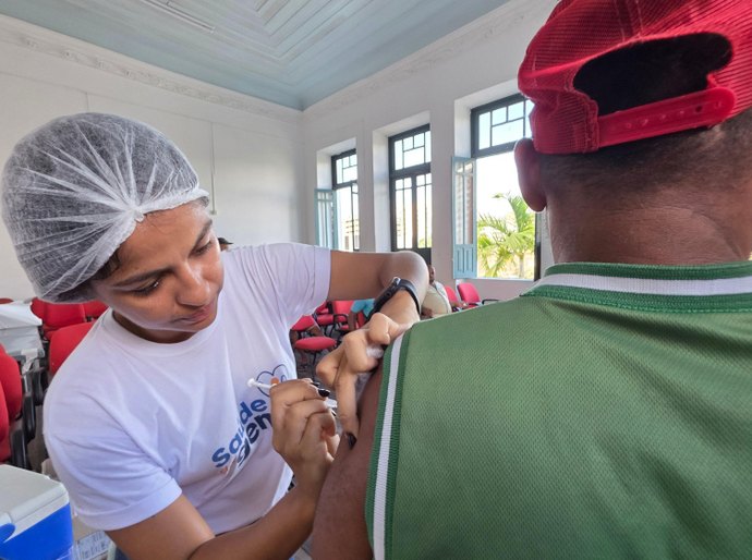 SMS participa da 1ª Semana Nacional da Saúde com serviços às pessoas em situação de rua
