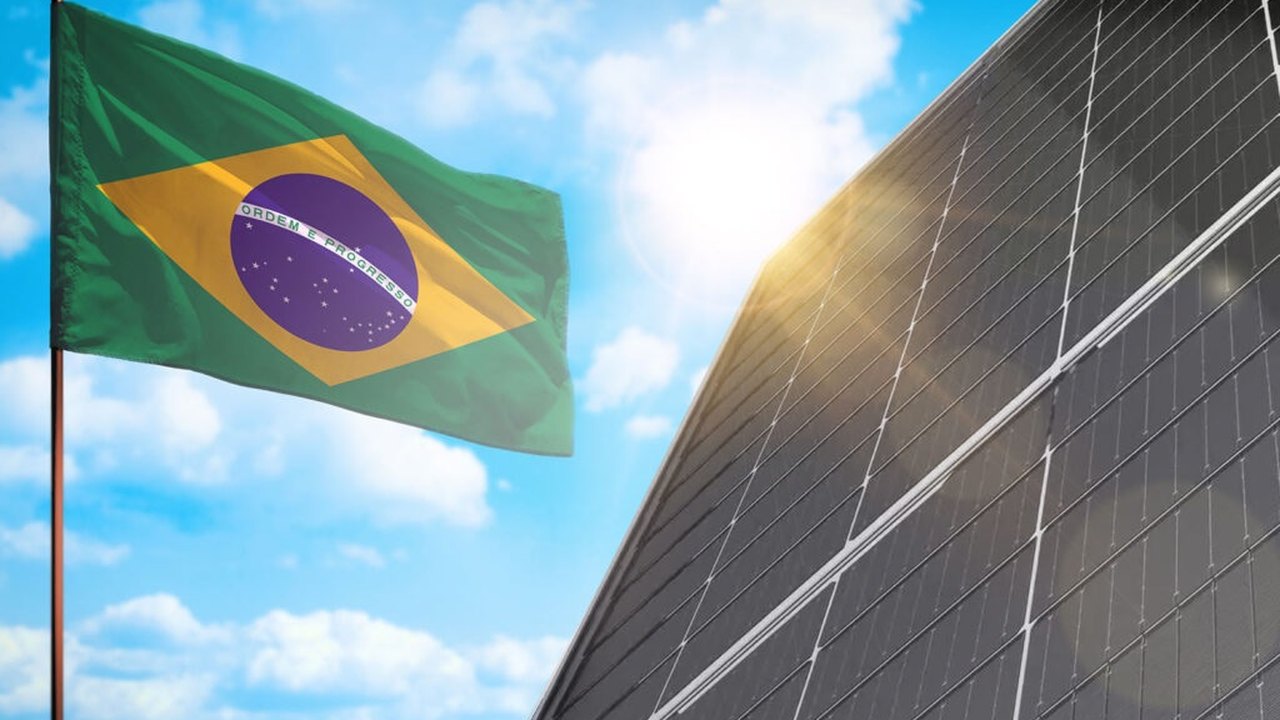 Brasil bate recorde em geração de energia solar