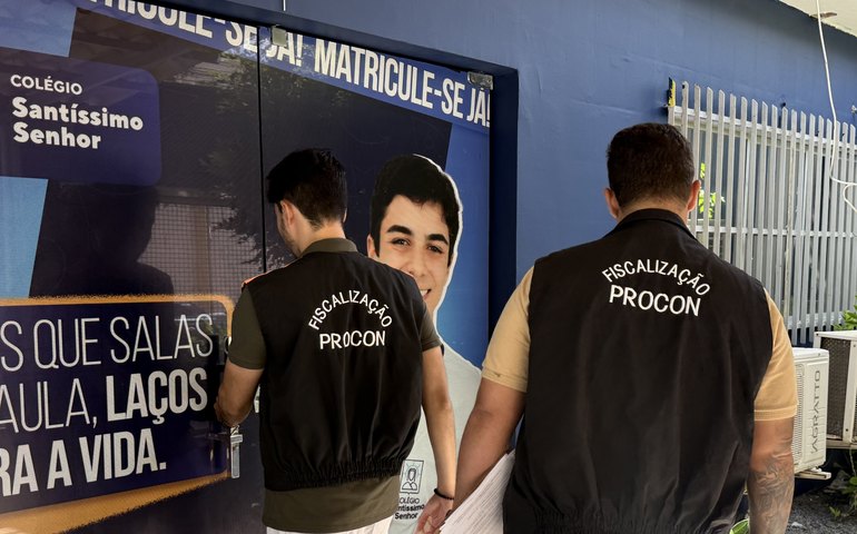 Procon Maceió fiscaliza escolas particulares para coibir abusos